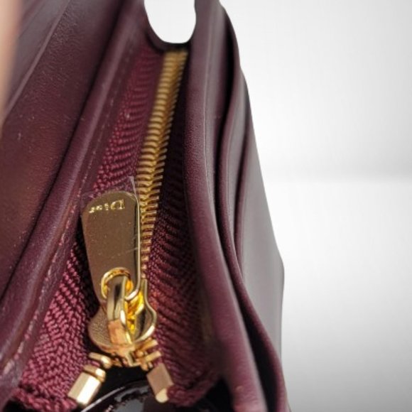 CHRISTIAN DIOR BURGUNDY WINE PATENT CANNAGE WALLET WITH REMOVABLE CHARM - Picture 7 of 16